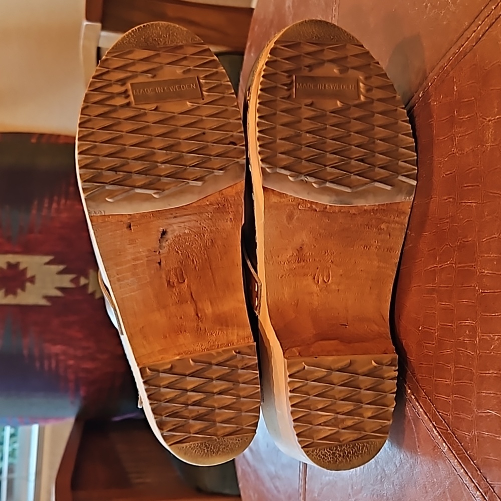 Clogs - Picture 4 of 7